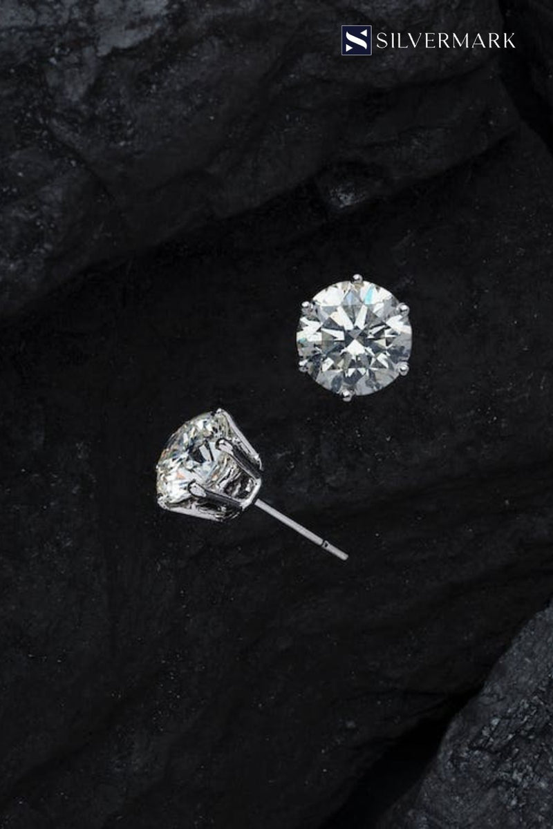 "The significance of silver jewelry in family traditions and heirlooms