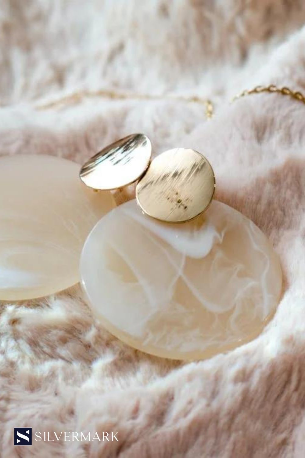The Role of Silver Jewelry in Architecture and Interior Design: From t ...
