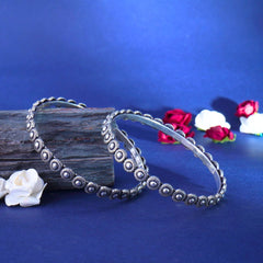 Velanya Silver Bangles