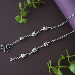 Silver Fish Kitty Anklet