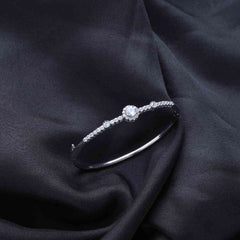 Silver single flower bracelet