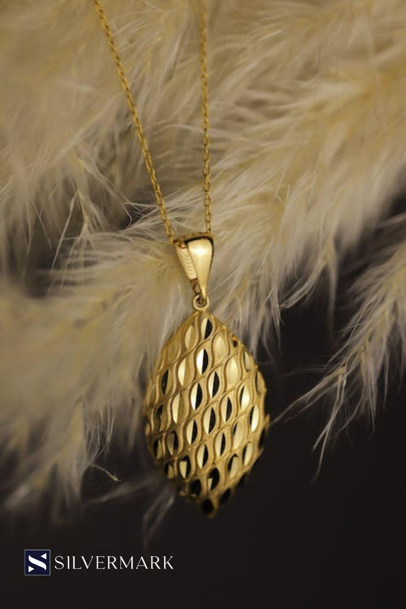 "The different types of silver jewelry chains and their meanings" silvermark