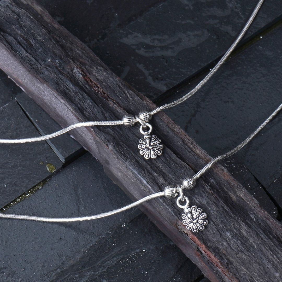 Silver Multi leaf Anklet
