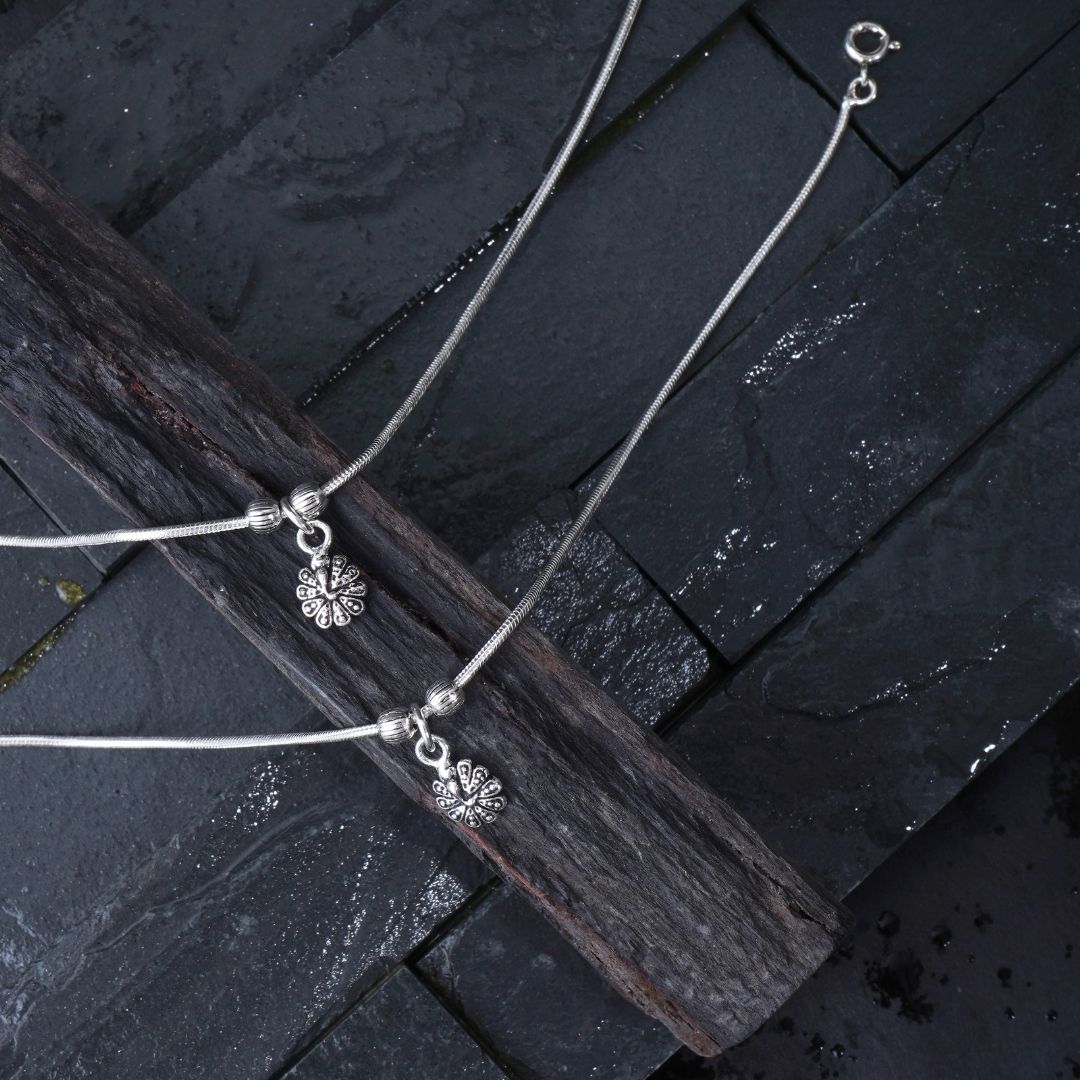 Silver Multi leaf Anklet