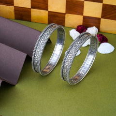 Sorelle Silver Bangles