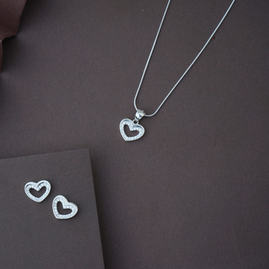 Silver Heart Chain Pendant Set