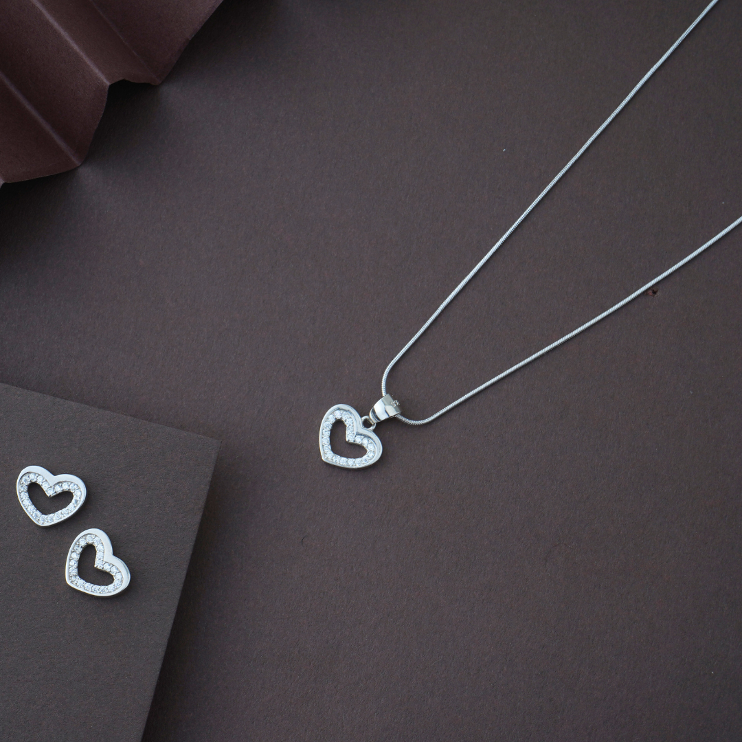 Silver Heart Chain Pendant Set