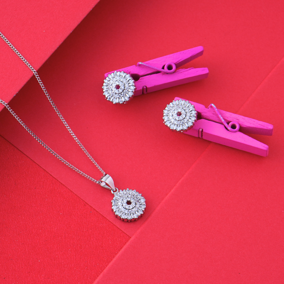 Silver Double Circle Chain Pendant Set